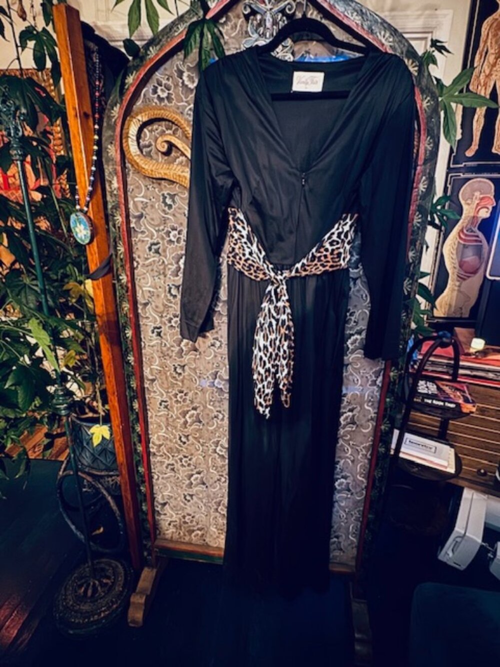 1970's Vanity Fair Black and Leopard Print Hostess Gown